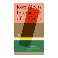 Das Buchcover von Josef Albers Interaction of Color zeigt eine abstrakte Komposition aus sich überlagernden, geometrischen Farbflächen in Erd- und Grüntönen.