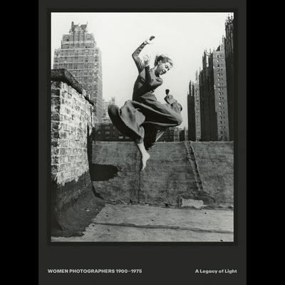 Cover Women Photographers 1900 - 1975: A Legacy of Light